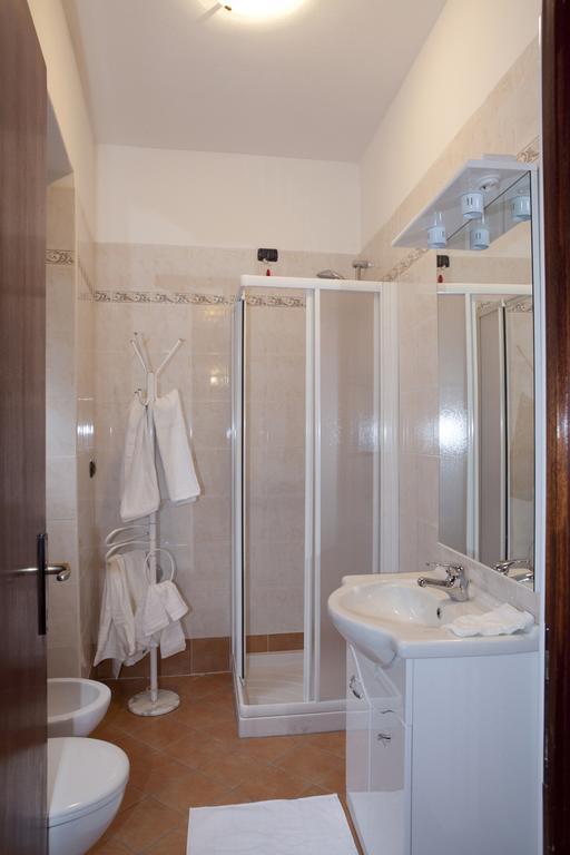 Villa Pinky House Nesso Habitación foto